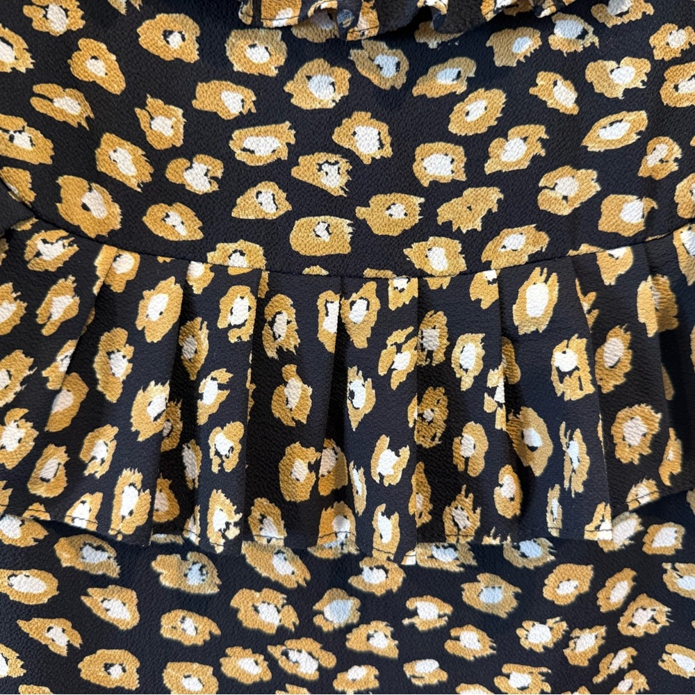 Slate & Willow Black and Gold Ruffled Shift Dress - Picture 7 of 7